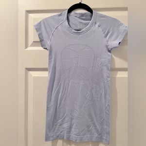 Lululemon Swiftly Tech short sleeve shirt, Color - Blue Linen, size 2
